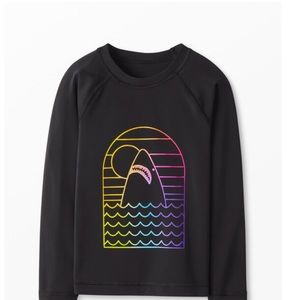 Graphic Long Sleeve Sunblock Rash Guard Top